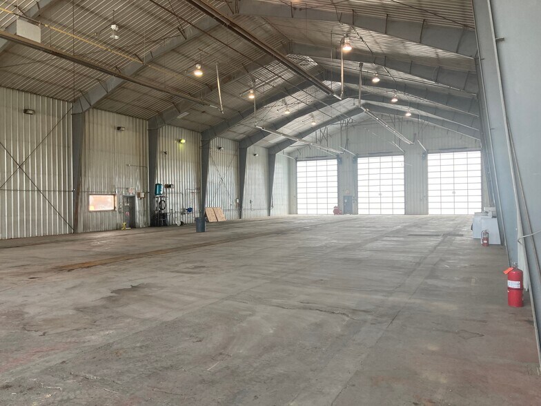 More Photos Of 253 Burnt Park Dr, Red Deer County Service For Lease