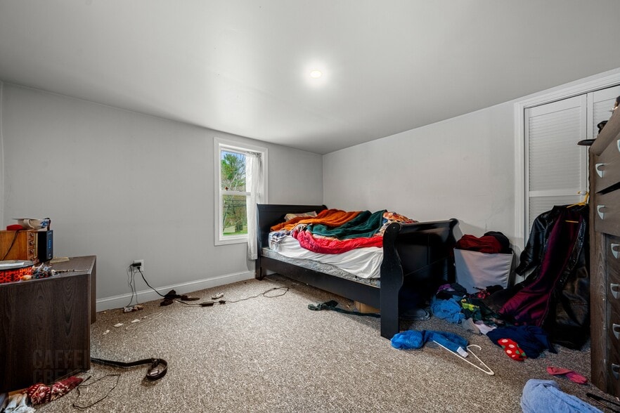 More Photos Of 15 South St, Freeport Apartments For Sale
