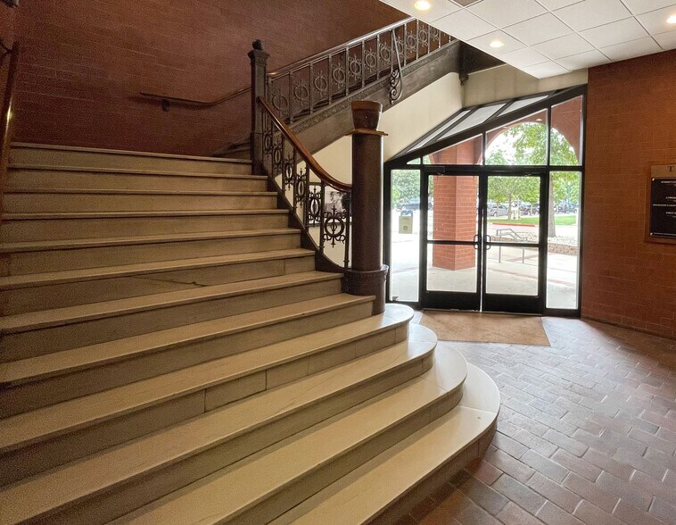 More Photos Of 128 S Tejon St, Colorado Springs Office For Sale