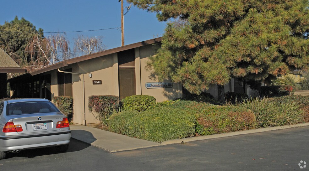 More Photos Of 3340 W Mineral King Ave, Visalia Office For Lease