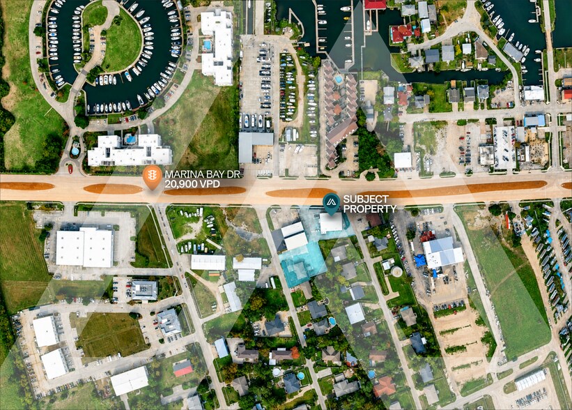 More Photos Of 1127 Marina Bay Dr, Kemah Restaurant For Sale