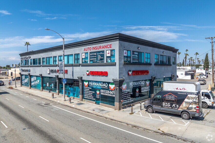 More Photos Of 9496 Magnolia Ave, Riverside Medical For Lease