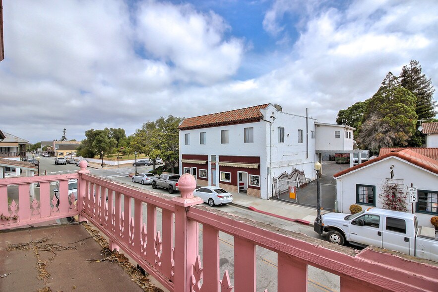 More Photos Of 107 3rd St, San Juan Bautista Storefront Retail Residential For Lease