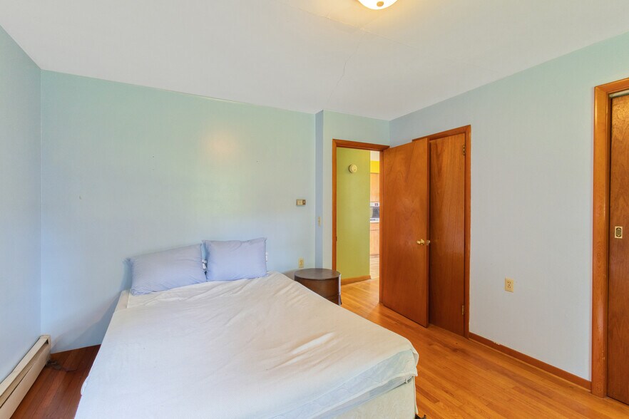 More Photos Of 356 King St, Fair Haven Marina For Sale