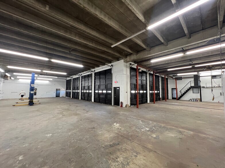 More Photos Of 2810 W Reno Ave, Oklahoma City Service For Lease