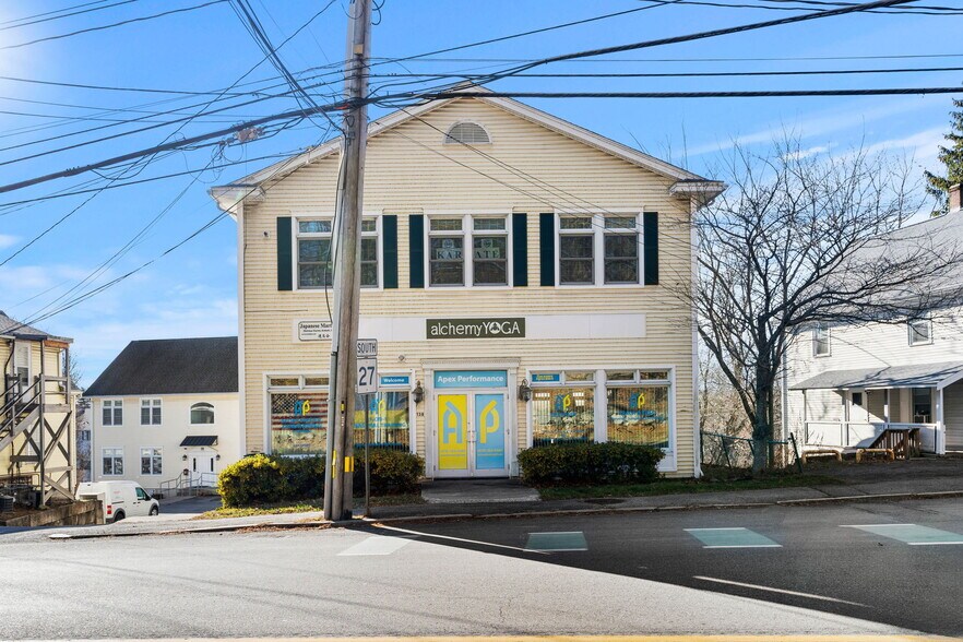 Primary Photo Of 136 Main St, Acton Unknown For Lease