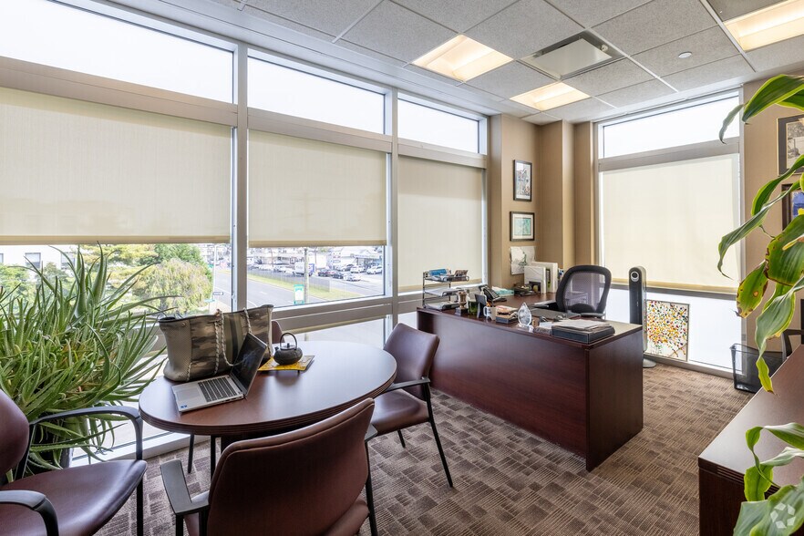More Photos Of 14-01 Broadway, Fair Lawn Medical For Lease