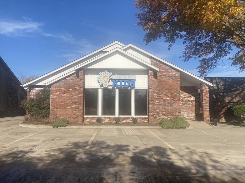 Primary Photo Of 6967 S 66th Ave, Tulsa Office For Lease