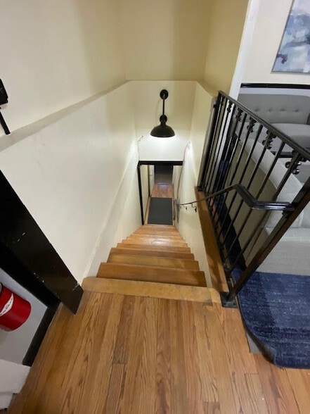 More Photos Of 100 Felton St, Waltham Light Distribution For Sale