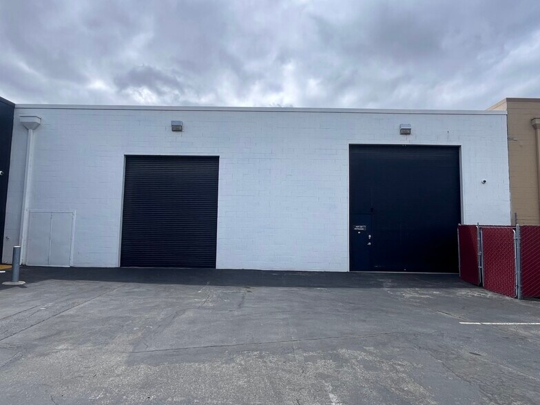 More Photos Of 2943 Daylight Way, San Jose Warehouse For Lease