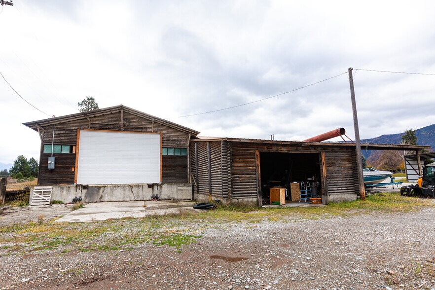 More Photos Of 2213 Main St E, Thompson Falls Land For Sale