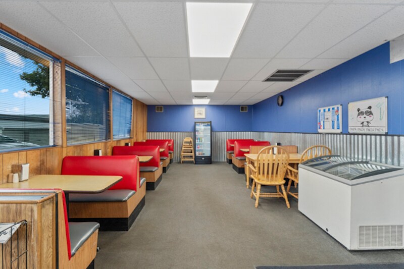 More Photos Of 210 Broadway Ave, Reardan Specialty For Sale