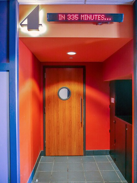 More Photos Of 1101 SW Highway 97, Madras Theater Concert Hall For Sale