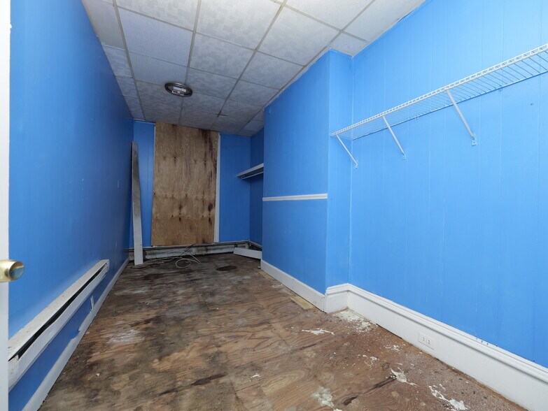 More Photos Of 170 Chambers St, Newburgh Apartments For Sale