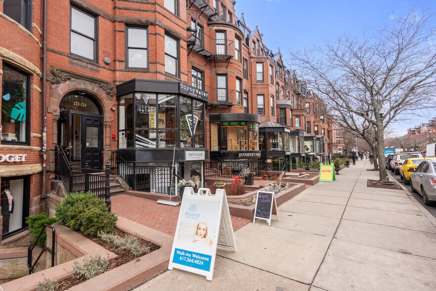 More Photos Of 222-224 Newbury St, Boston Storefront Retail Office For Lease