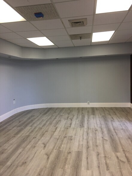 More Photos Of 10700 NW 36th Ave, Miami Warehouse For Lease