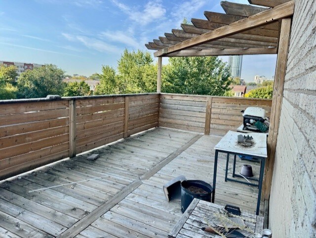 More Photos Of 87 Wade Ave, Toronto Warehouse For Lease