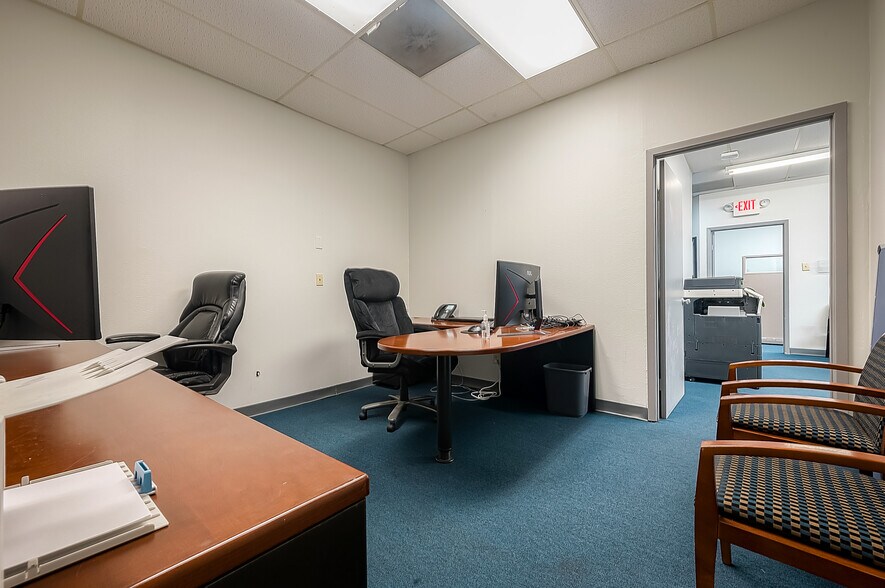 More Photos Of 208-214 E X St, Deer Park Medical For Lease