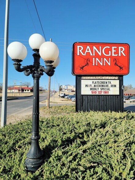 More Photos Of 420 E Oklahoma Blvd, Alva Hotel For Sale
