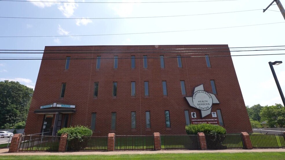 Primary Photo Of 1416 Monroe Ave, Dunmore Medical For Sale