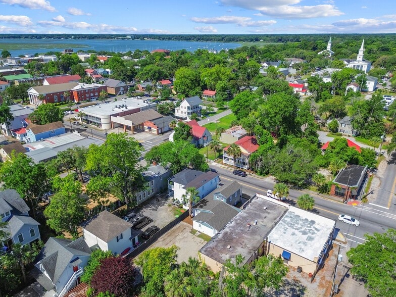 More Photos Of 609 Carteret St, Beaufort Storefront Retail Residential For Lease