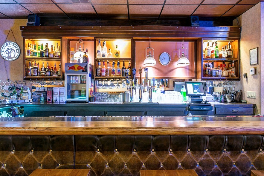 More Photos Of 710 S Columbia Ave, Connell Restaurant For Sale