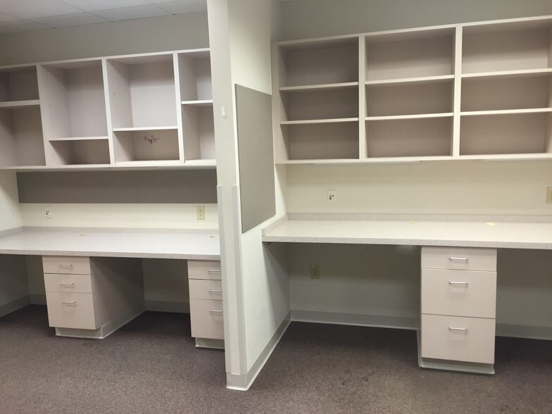 More Photos Of 7421 Highway N, Dardenne Prairie General Retail For Lease