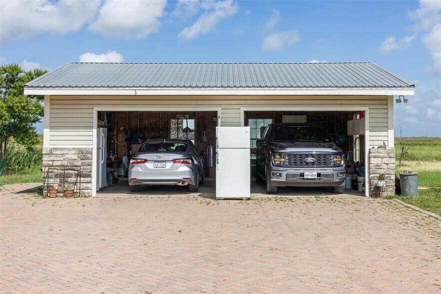 More Photos Of 18108 Werchan Ln, Coupland Land For Sale