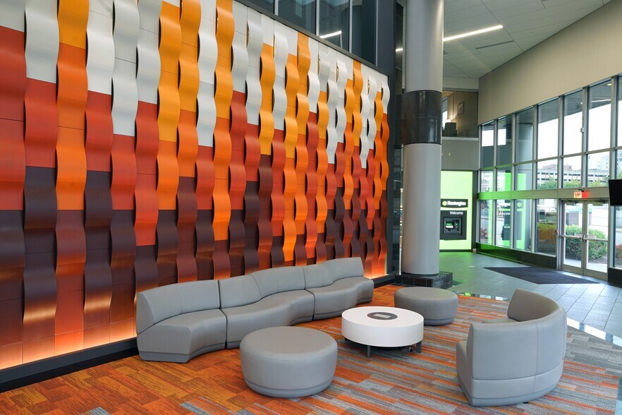 More Photos Of 500 Lee St E, Charleston Office For Lease