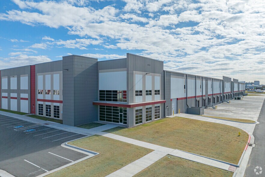 More Photos Of SW 29th St & Council Rd, Oklahoma City Unknown For Lease