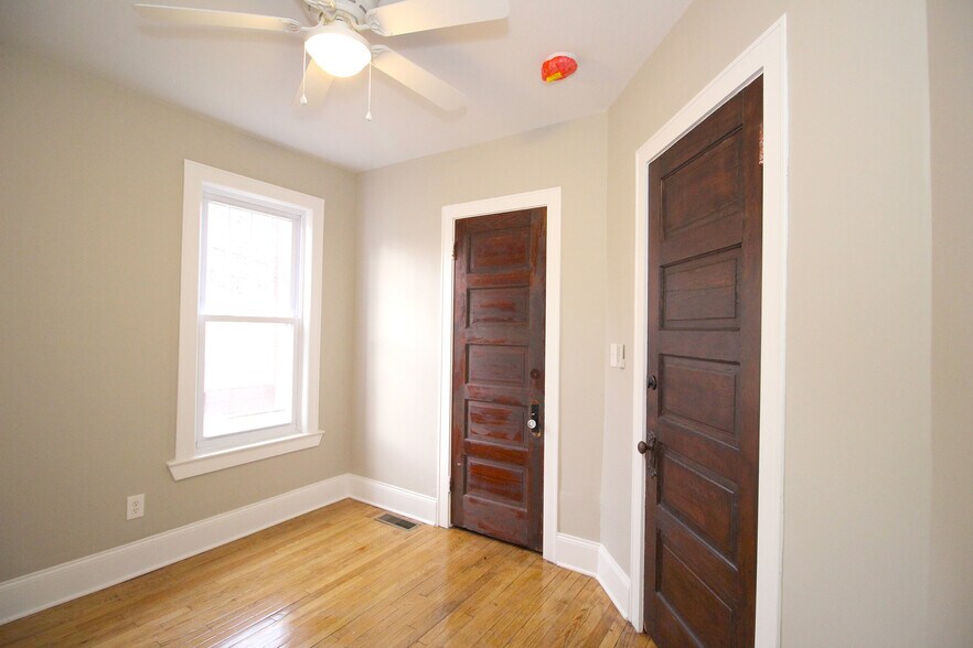 More Photos Of 7501 Dunedin St, Detroit Apartments For Sale