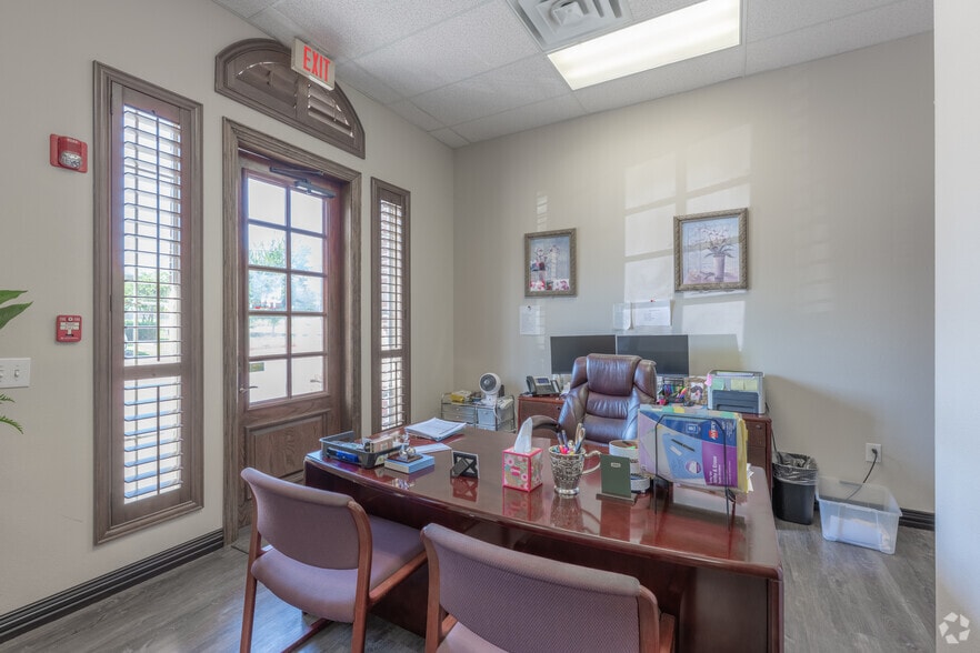 More Photos Of 3201 Cross Timbers Rd, Flower Mound Medical For Sale