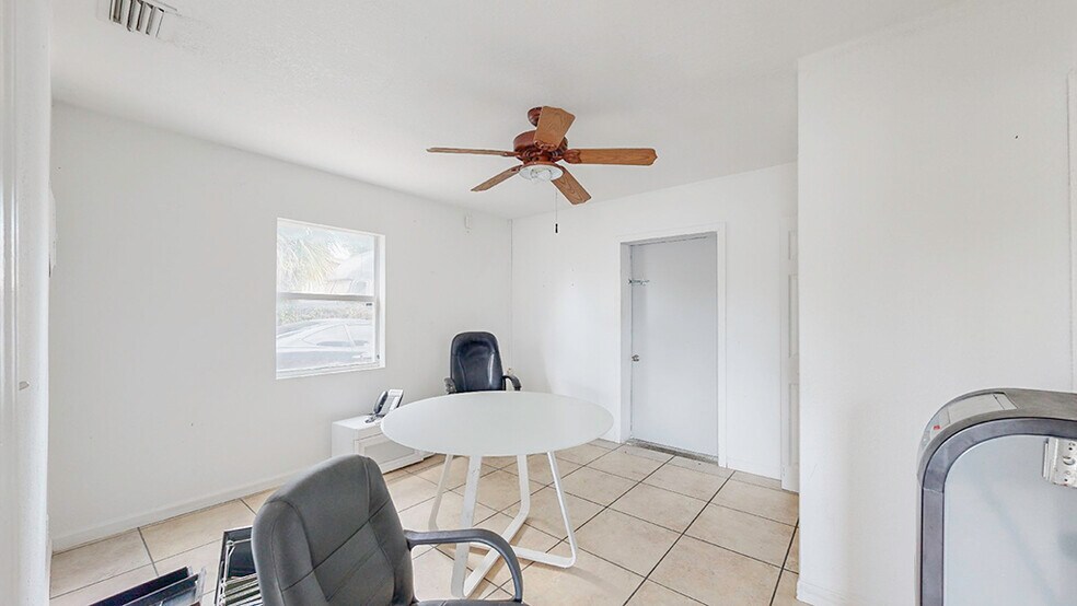 More Photos Of 1944 Aurora Rd, Melbourne General Retail For Sale