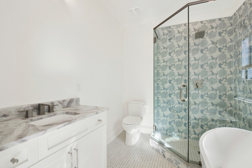 More Photos Of 104 17th pl, Tybee Island Multifamily For Sale