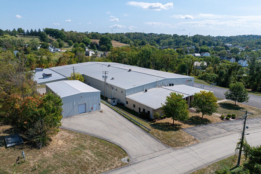 More Photos Of 127 Industry Blvd, North Huntingdon Manufacturing For Sale