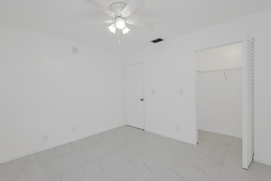 More Photos Of 10675-10687 Royal Palm Blvd, Coral Springs Apartments For Sale