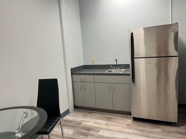 More Photos Of 1020 Mason Ave, Daytona Beach Medical For Lease