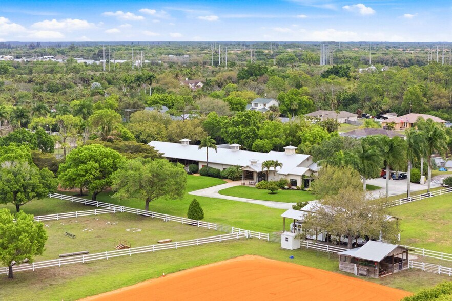 More Photos Of 3800 Staley Rd, Fort Myers Specialty For Sale