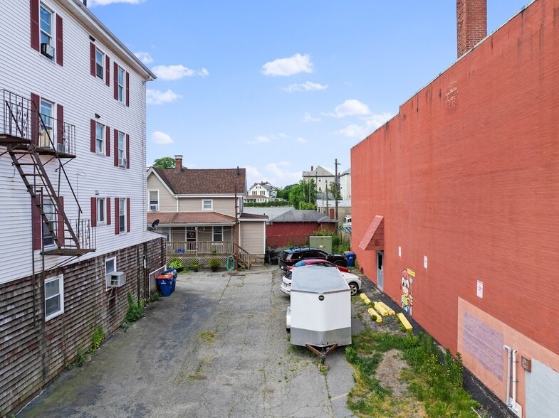 More Photos Of 1637 Acushnet Ave, New Bedford Freestanding For Sale