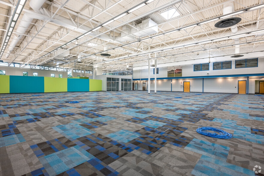 More Photos Of 119 Cane Creek Blvd, Danville Telecom Hotel Data Hosting For Lease