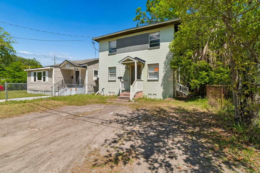More Photos Of 1659 Dot St, Jacksonville Apartments For Sale