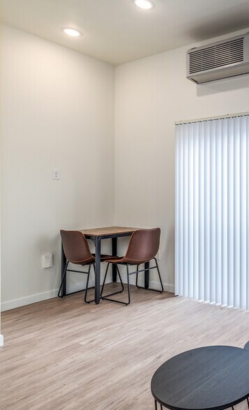 More Photos Of 1310 E Saint Louis St, Springfield Apartments For Sale