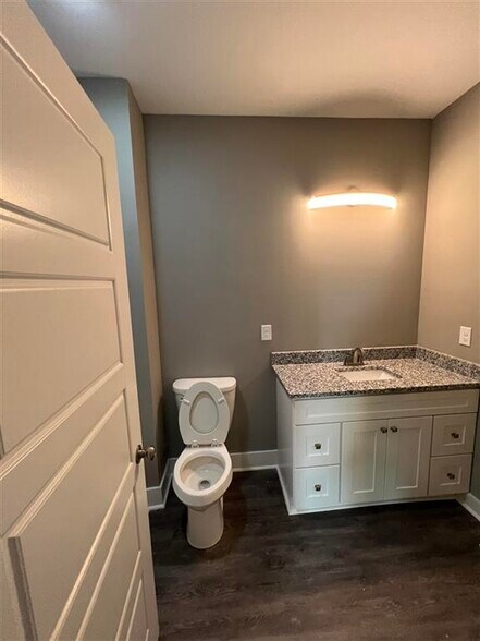 More Photos Of 1327 Park St, Bowling Green Apartments For Sale