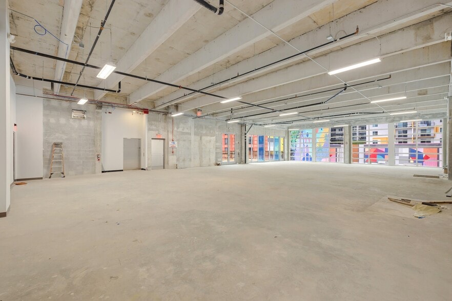 More Photos Of 70 NW 28th St, Miami Storefront Retail Office For Lease