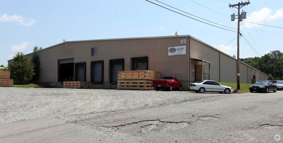 More Photos Of 147 L F I Complex Ln, Lexington Manufacturing For Lease