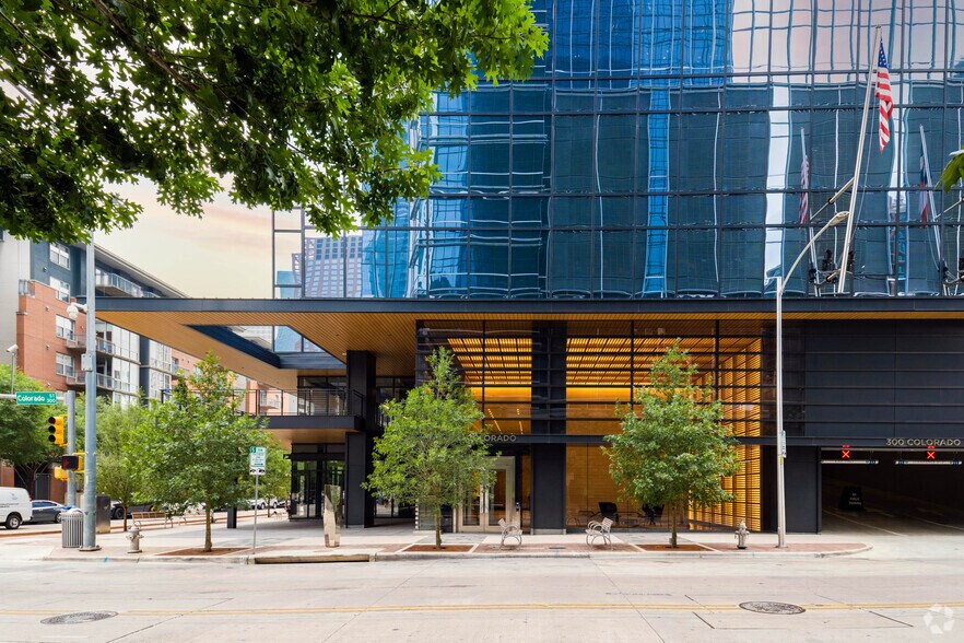 More Photos Of 300 Colorado St, Austin Office For Lease