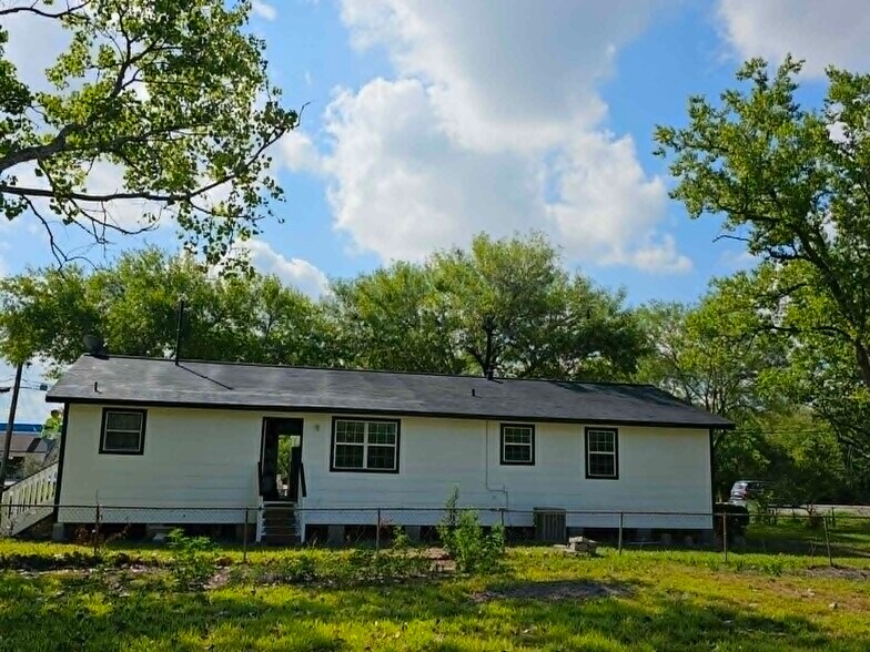 More Photos Of 2901 FM 646 Rd, League City Medical For Sale