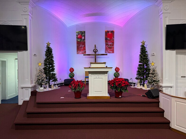 More Photos Of 45504 Cass Ave, Utica Religious Facility For Sale