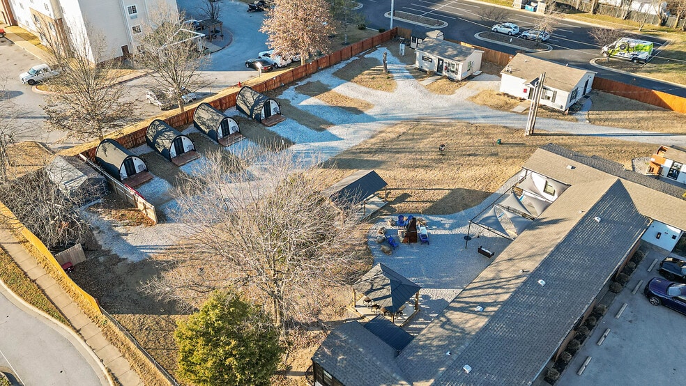 More Photos Of 3400 S Walton Blvd, Bentonville Hotel For Sale