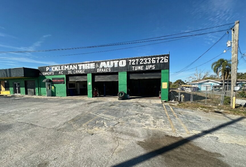 Primary Photo Of 13243 US Hwy 19, Hudson Auto Repair For Sale